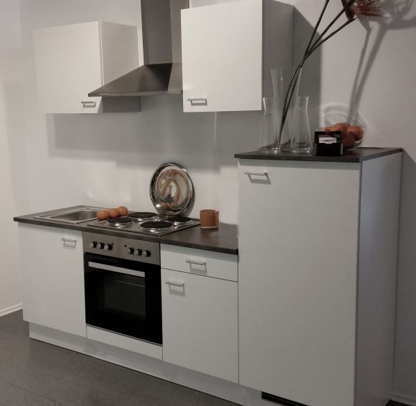 Einbauküche MANKAWHITE 12 - Schränke montiert/ Küchenzeile in weiß 200 cm ohne E-Geräte