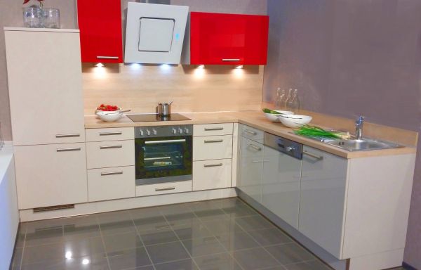 Einbauküche MANKAMAGRO 1 Magnolie/Rot Hochglanz Küchenzeile L-Form 285 x 225 cm mit E-Geräte